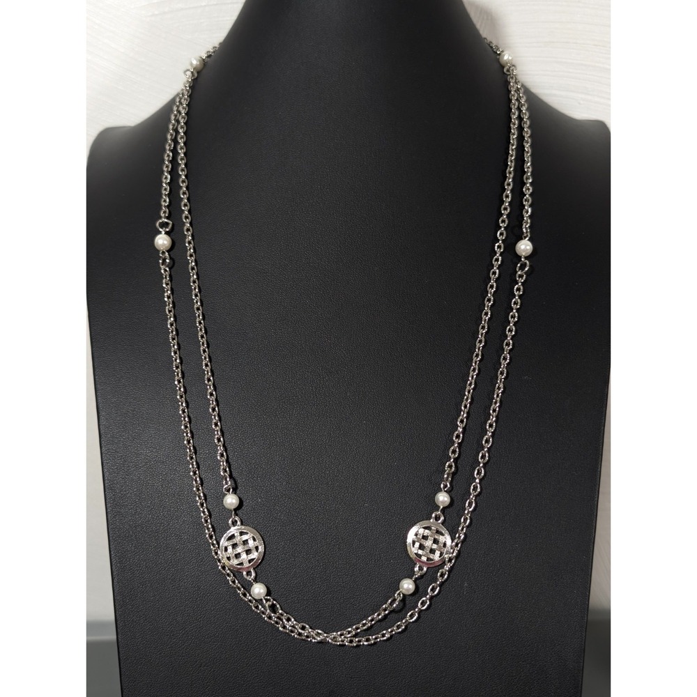 Vintage Silver Tone Basket Weave Disc Station Necklace Faux Pearl‎ Long 54"
